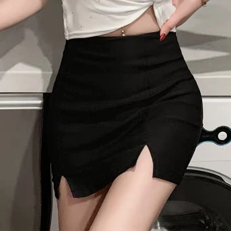 Summer Black High Waist Skirt Female Short Slit Retro Bag Hip Skirt A-Line Slim Mini Skirt Fashion All-Match Emo Clothes S558
Summer Black High Waist Skirt Female Short Slit Retro Bag Hip Skirt A-Line Slim Mini Skirt Fashion All-Match Emo Clothes S558