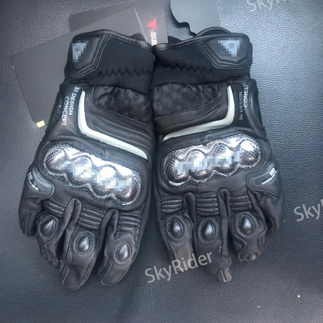 Motorcycle Motocross Gloves Dain CARBON FIBER NEW 2 Geniune leather Gloves Speed Racing short Gloves 
Motorcycle Motocross Gloves Dain CARBON FIBER NEW 2 Geniune leather Gloves Speed Racing short Gloves