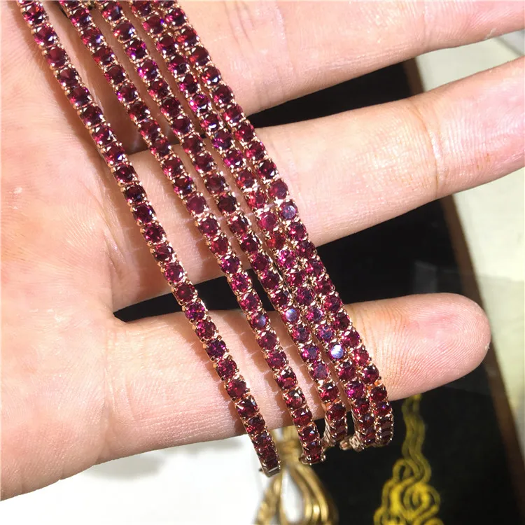 Natural Garnet sterling silver inlaid bracelet garnet crystal color bracelet gift accessories
Natural Garnet sterling silver inlaid bracelet garnet crystal color bracelet gift accessories