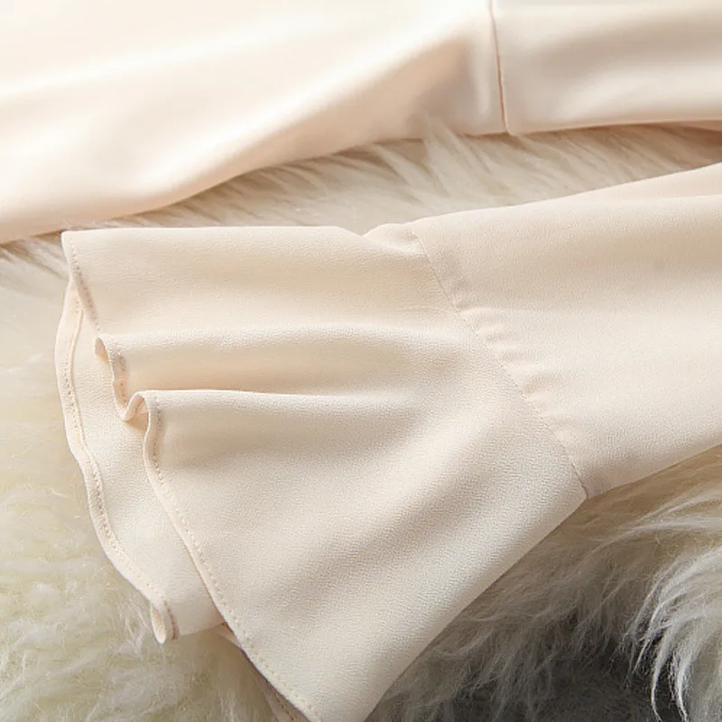 Elegant Women Flare Sleeve Bow Collar Solid Dresses Party Office Robe Femme Spring Designers Aline Casual Midi Vestidos 
Elegant Women Flare Sleeve Bow Collar Solid Dresses Party Office Robe Femme Spring Designers Aline Casual Midi Vestidos