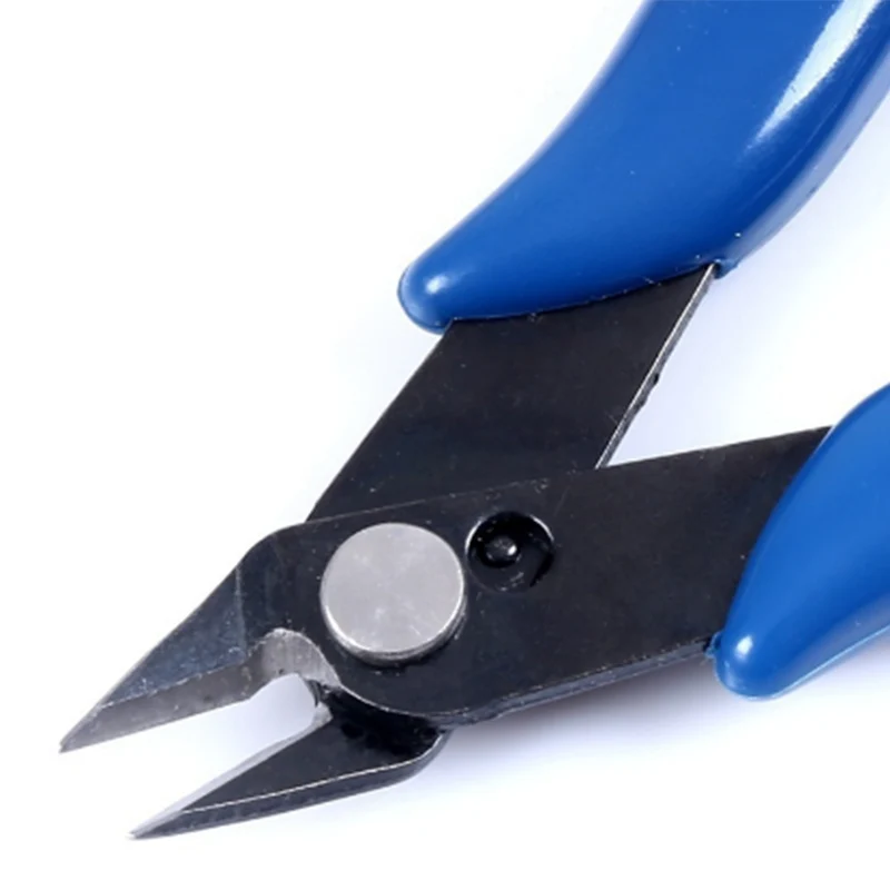 1Pcs Electrical Wire Cable Cutter Cutting Plier Side Snips Flush Pliers Convenient Durable Tool Hot Sale
1Pcs Electrical Wire Cable Cutter Cutting Plier Side Snips Flush Pliers Convenient Durable Tool Hot Sale