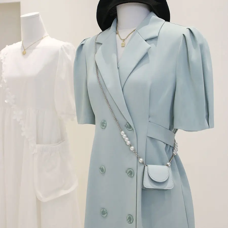 Vintage Simplee Casual suit collar summer women dress short sleeve office Mini dress Slim with belt A-line female dress
Vintage Simplee Casual suit collar summer women dress short sleeve office Mini dress Slim with belt A-line female dress