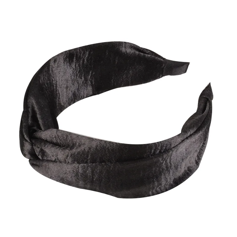 2020 Korean shinny satin Women Headband Wide solide color Hairband Print cross Bezel Hairbands For Adult Hair Accessories turban
2020 Korean shinny satin Women Headband Wide solide color Hairband Print cross Bezel Hairbands For Adult Hair Accessories turban
