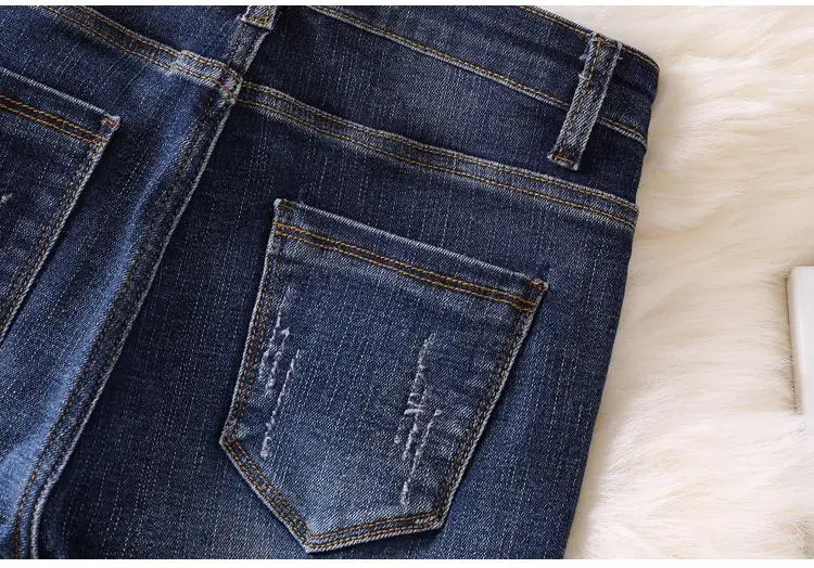 COCOEPPS Autumn Plus Size High Waist Ripped Jeans For Women Casual Skinny Denim Pencil Pants 4XL 5XL Large Size Embroidery Jean
COCOEPPS Autumn Plus Size High Waist Ripped Jeans For Women Casual Skinny Denim Pencil Pants 4XL 5XL Large Size Embroidery Jean