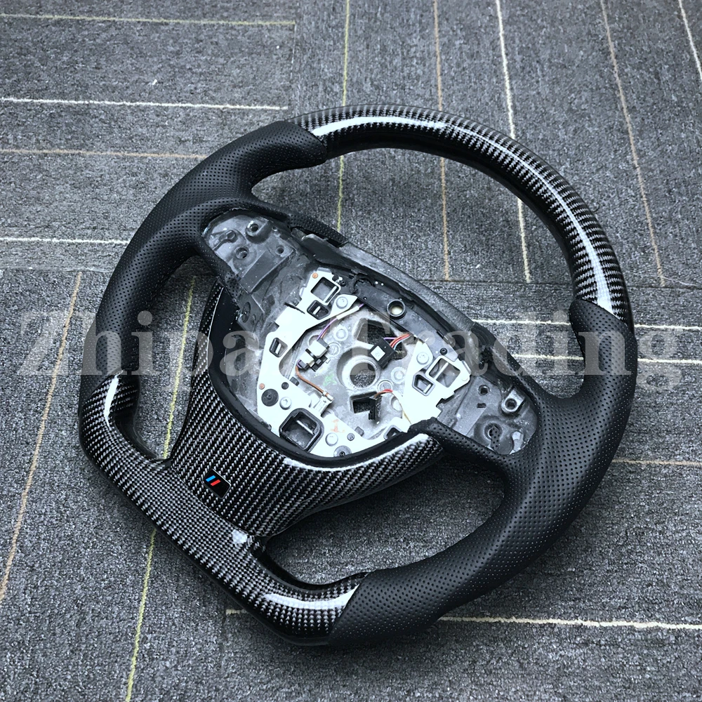 Steering wheel with black stitching For BMW Carbon fiber perforated leather F10 F18 2013-2017 5 6 7 series no return mark
Steering wheel with black stitching For BMW Carbon fiber perforated leather F10 F18 2013-2017 5 6 7 series no return mark