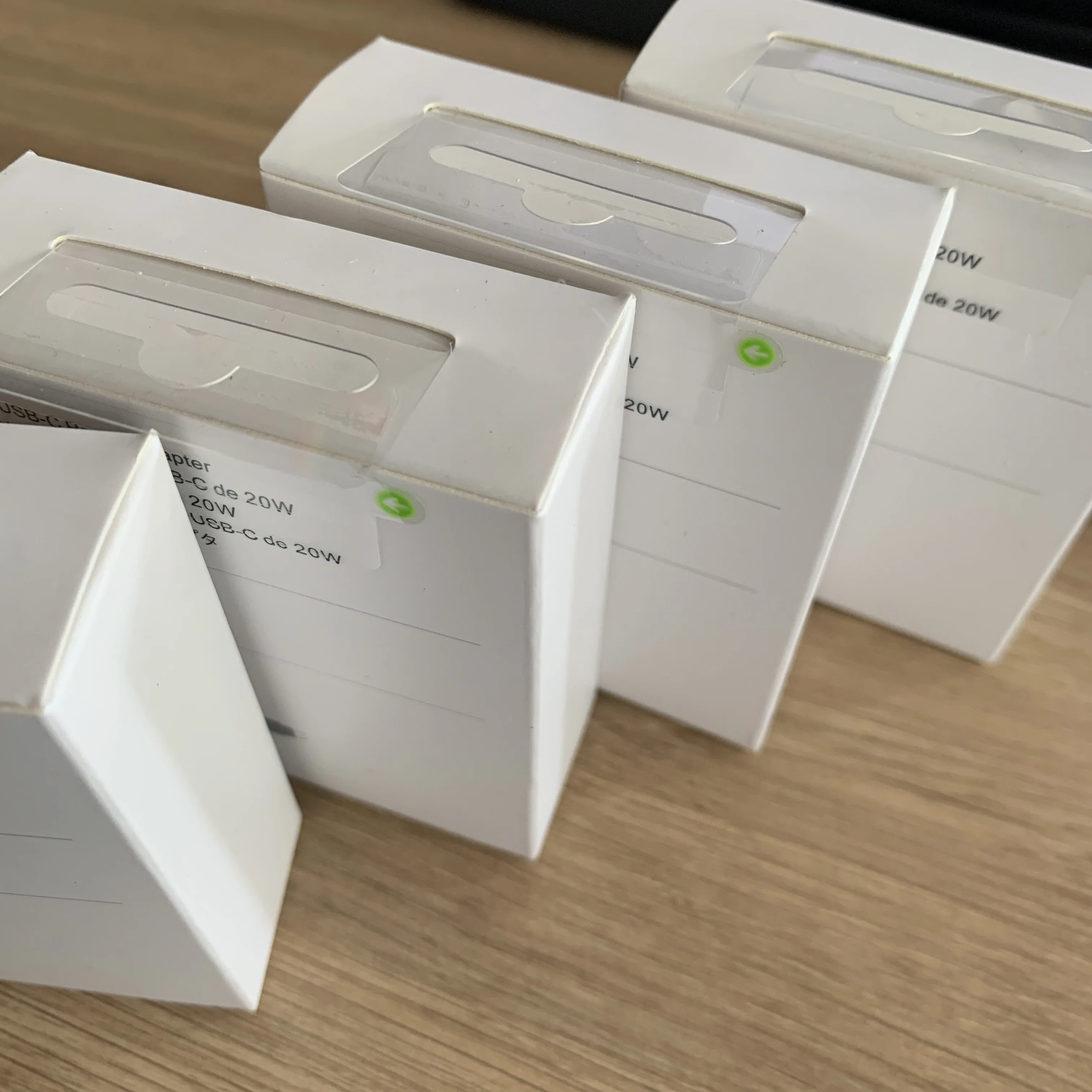 Зарядное устройство PD USB C 100 шт./18 Вт 20 Вт, адаптер типа C для iP12Mini 12Pro Max 11 Pro XR X XS Max 8 Plus, быстрое зарядное устройство 18 Вт 20 Вт, Розничная коробка
Зарядное устройство PD USB C 100 шт./18 Вт 20 Вт, адаптер типа C для iP12Mini 12Pro Max 11 Pro XR X XS Max 8 Plus, быстрое зарядное устройство 18 Вт 20 Вт, Розничная коробка