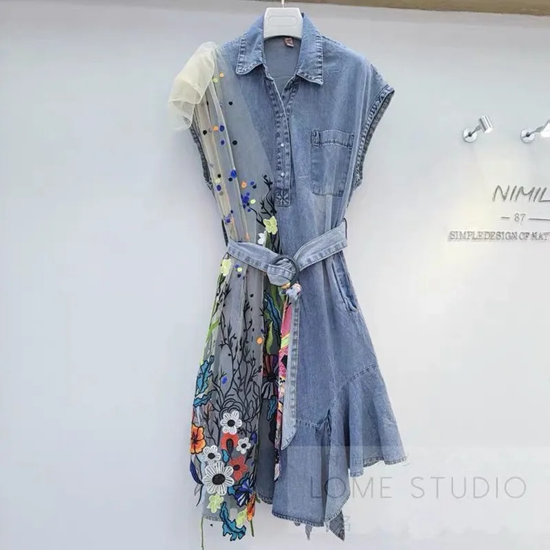 Women's summer new embroidered flowers and yarn denim skirt temperament bandage waist shirt skirt Y765
Women's summer new embroidered flowers and yarn denim skirt temperament bandage waist shirt skirt Y765