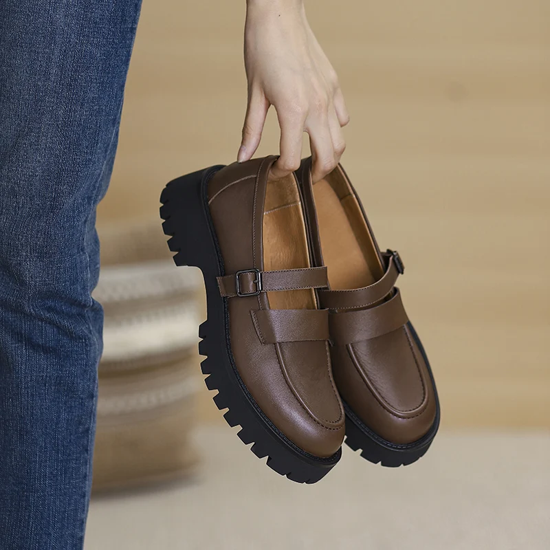 Туфли-Лоферы женские из натуральной кожи, на высоком каблуке, 34-40
Туфли-Лоферы женские из натуральной кожи, на высоком каблуке, 34-40