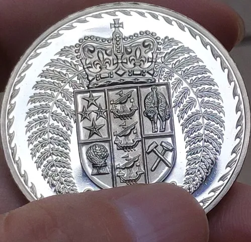 38 мм из Новой Зеландии 100% настоящая памятная монета оригинальная