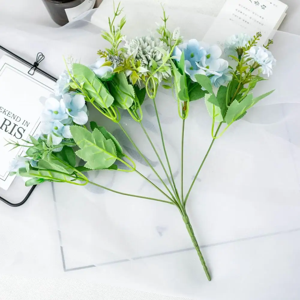 Nordic Ins simulation rose wedding holding bouquet wedding photography props flower art home decoration simulation
Nordic Ins simulation rose wedding holding bouquet wedding photography props flower art home decoration simulation