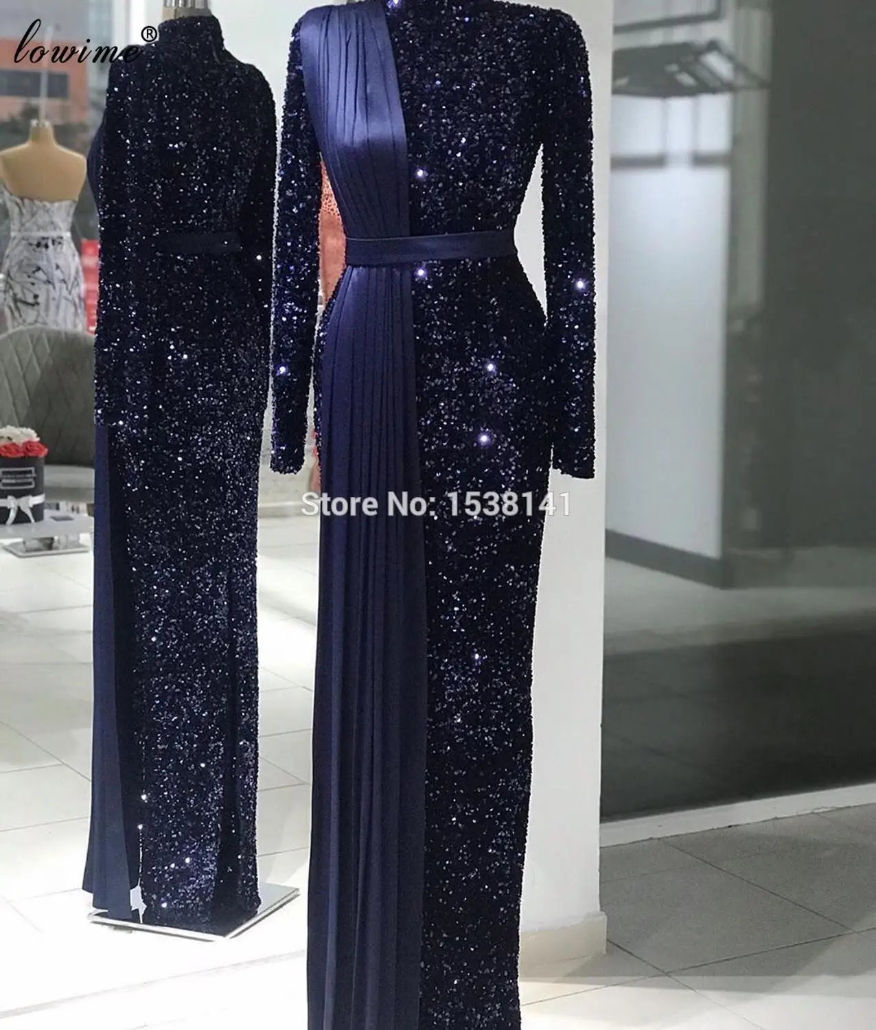 Plus Size Muslim Formal Evening Dresses 2020 Long Sleeves Sexy Evening Gowns Sparkly Sequins Prom Dresses Women Party Night Robe
Plus Size Muslim Formal Evening Dresses 2020 Long Sleeves Sexy Evening Gowns Sparkly Sequins Prom Dresses Women Party Night Robe