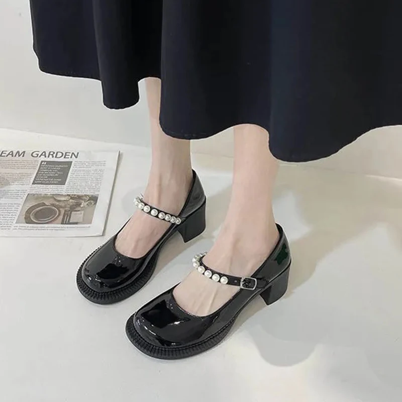 Lolita Shoes Spring And Autumn Fashion Pearl Platform High Heels Mary Jane Japanese Retro Small Leather Shoes Female
Lolita Shoes Spring And Autumn Fashion Pearl Platform High Heels Mary Jane Japanese Retro Small Leather Shoes Female