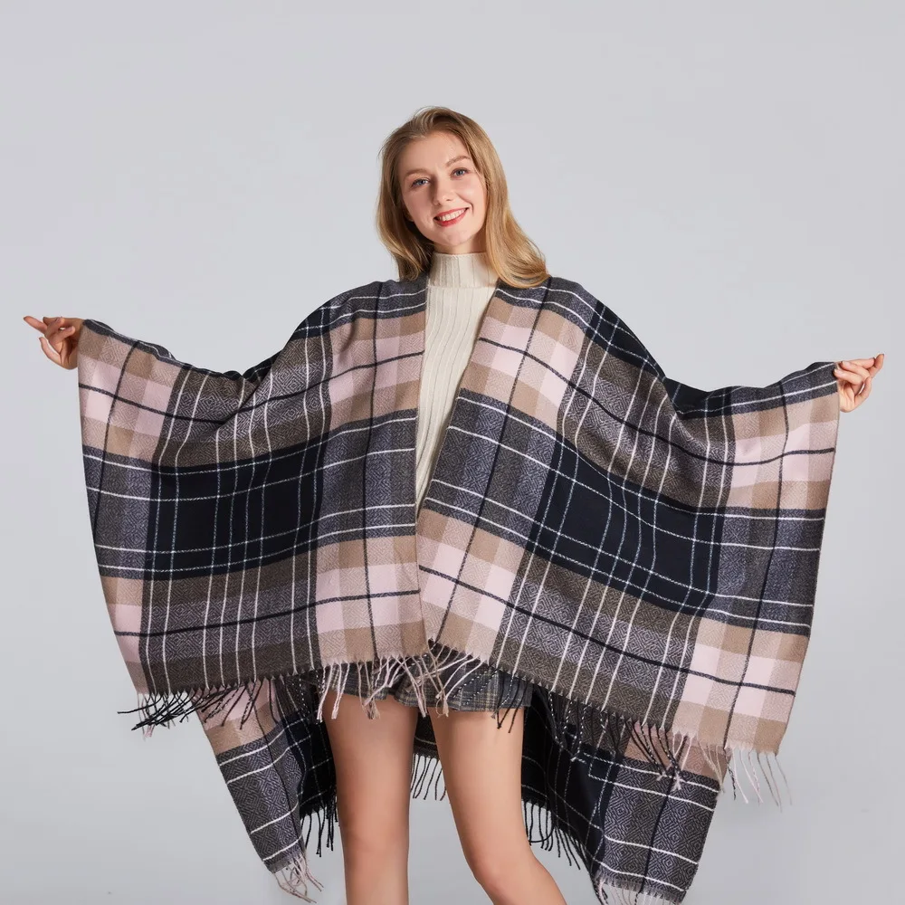 Classic Scottish gey shawl lady autumn/winter imitation cashmere plus thick warm-up cloak cardigans for women oversized cardigan
Classic Scottish gey shawl lady autumn/winter imitation cashmere plus thick warm-up cloak cardigans for women oversized cardigan