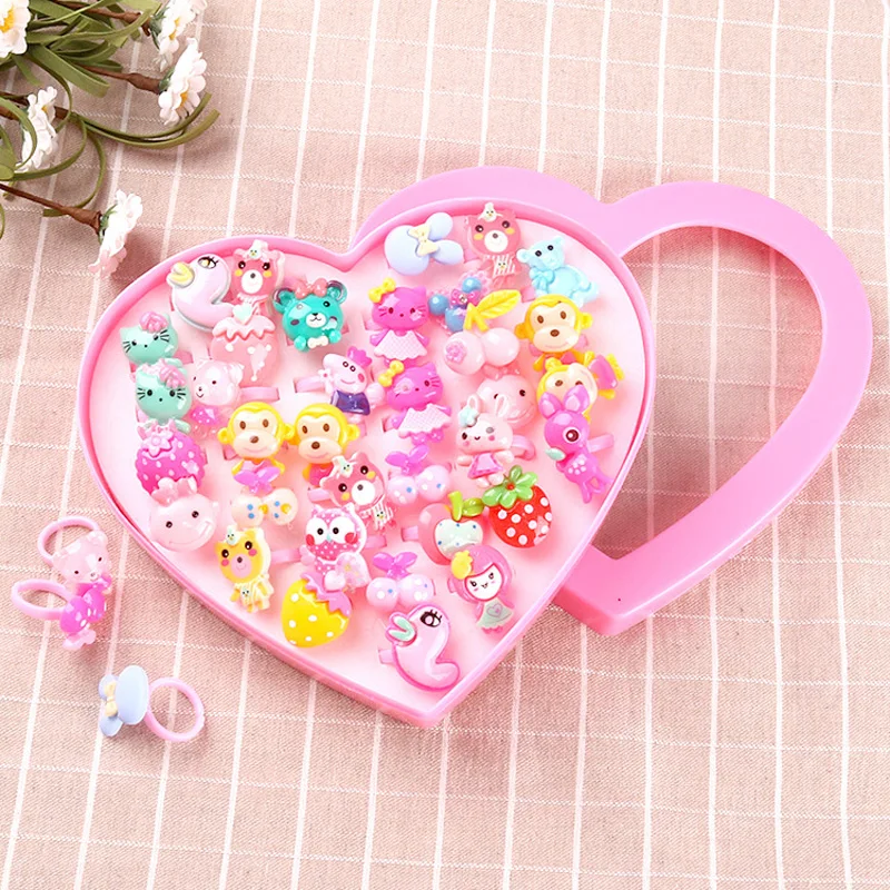 36pcs Cute Cartoon Rings Toys for Children Baby Girls Pretend Play Game Colorful Beauty Fashion Birthday Party Gift with Box 
36pcs Cute Cartoon Rings Toys for Children Baby Girls Pretend Play Game Colorful Beauty Fashion Birthday Party Gift with Box