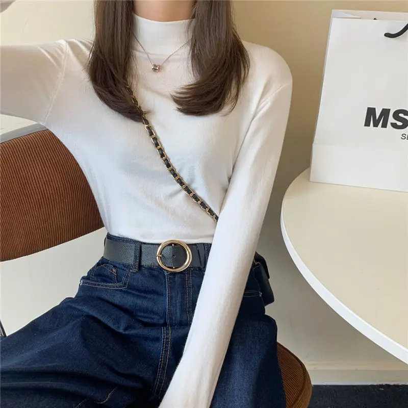 Half high collar with top and long sleeve T-shirt for women in autumn and winter
Half high collar with top and long sleeve T-shirt for women in autumn and winter