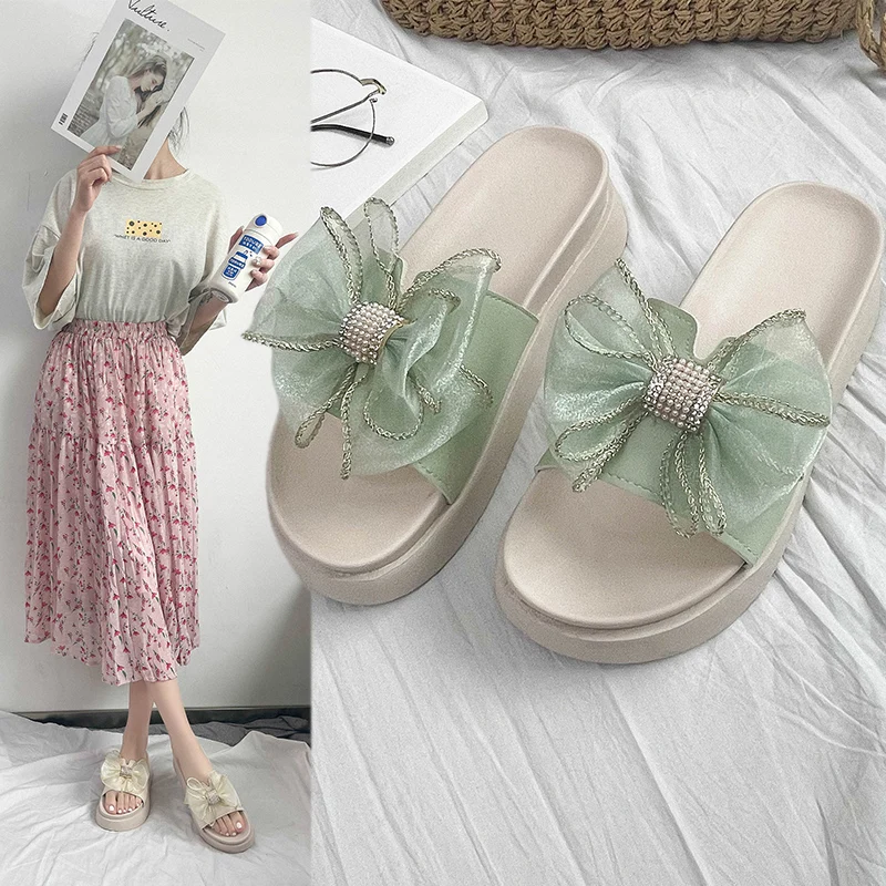 2021 Women Slip on Slippers Ladies Butterfly Knot Lace Casual Shoes Woman PU Leather Crystal Fashion Summer Flats Shoe Female
2021 Women Slip on Slippers Ladies Butterfly Knot Lace Casual Shoes Woman PU Leather Crystal Fashion Summer Flats Shoe Female