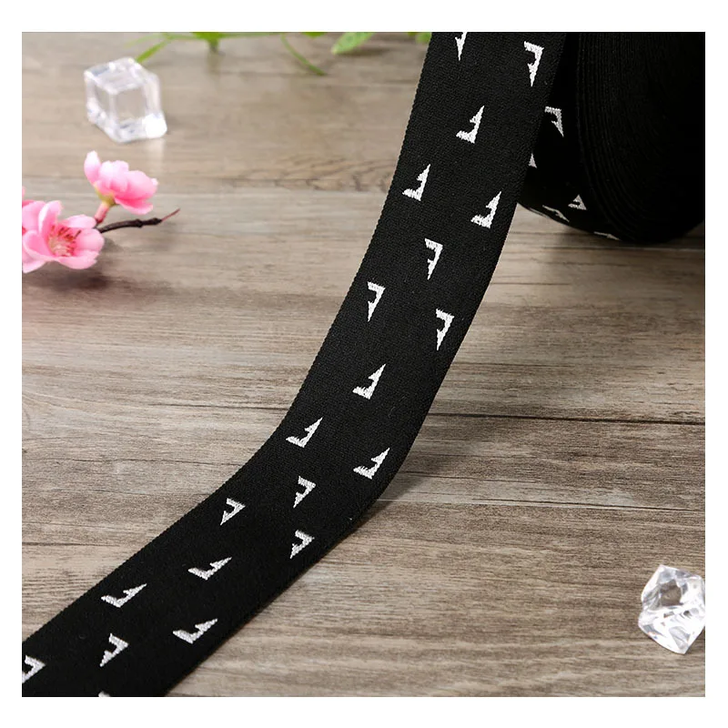 4cm Width DIY Sewing Decoration Triangle Jacquard Elastic Ribbon Underwear Rubber Band Garment Webbing Pants Trims
4cm Width DIY Sewing Decoration Triangle Jacquard Elastic Ribbon Underwear Rubber Band Garment Webbing Pants Trims