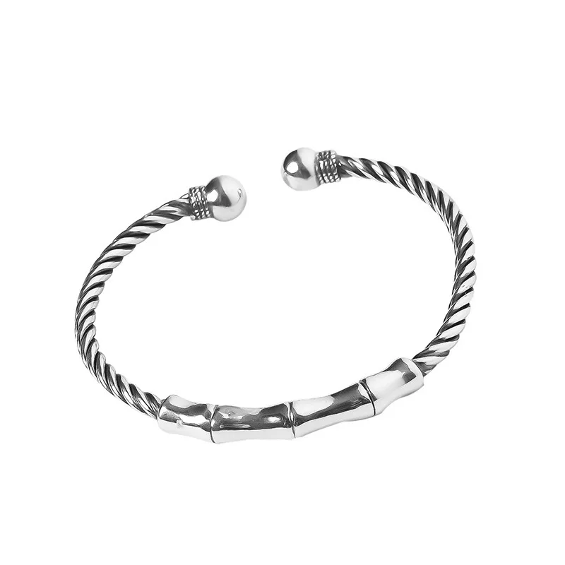 Silver Plated Women's Woven Bamboo Bracelet Retro Geometry Simple Opening Bracelet Gift Charm Women Jewelry Festival Gift
Silver Plated Women's Woven Bamboo Bracelet Retro Geometry Simple Opening Bracelet Gift Charm Women Jewelry Festival Gift