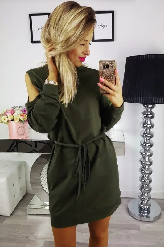 New Arrival O-neck Solid Women Dress Cold Shoulder 2021 Winter Style Autumn Sashes Fashion Sheath Slim Plus Size Female Dresses
New Arrival O-neck Solid Women Dress Cold Shoulder 2021 Winter Style Autumn Sashes Fashion Sheath Slim Plus Size Female Dresses