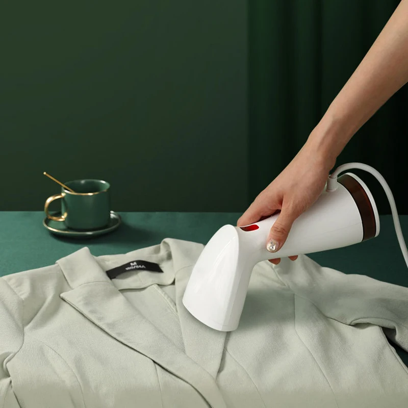 Hot White Household Handheld Steam Garment Steamer Portable Mini High Power Garment Steamer Dormitory Small Electric Iron HY99
Hot White Household Handheld Steam Garment Steamer Portable Mini High Power Garment Steamer Dormitory Small Electric Iron HY99