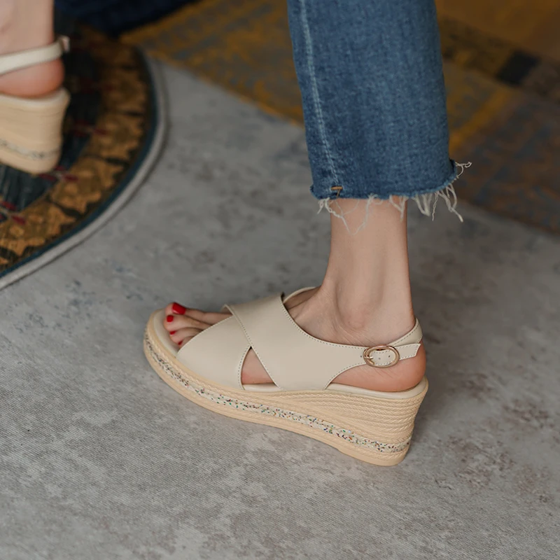 EGONERY Women Slope Heel Sandals summer New Style Leisure Shoes Round Toe Genuine Leather office lady Concise Comfortable Mature
EGONERY Women Slope Heel Sandals summer New Style Leisure Shoes Round Toe Genuine Leather office lady Concise Comfortable Mature