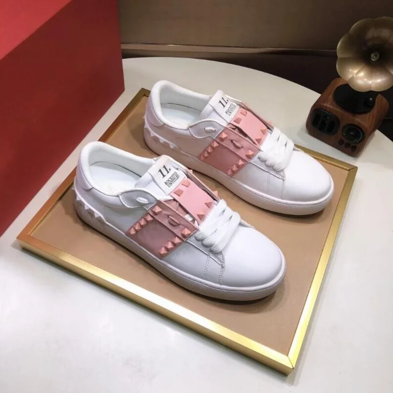 Ladies Genuine Leather Brand Sports Shoes Casual Rivet Sports Running Shoes Skateboard Walking Tennis Unisex Woman Flats
Ladies Genuine Leather Brand Sports Shoes Casual Rivet Sports Running Shoes Skateboard Walking Tennis Unisex Woman Flats