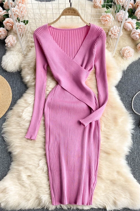 European and American ins autumn goddess fan design sense cross waist slim sexy V-neck slim long-sleeved knitted dress
European and American ins autumn goddess fan design sense cross waist slim sexy V-neck slim long-sleeved knitted dress