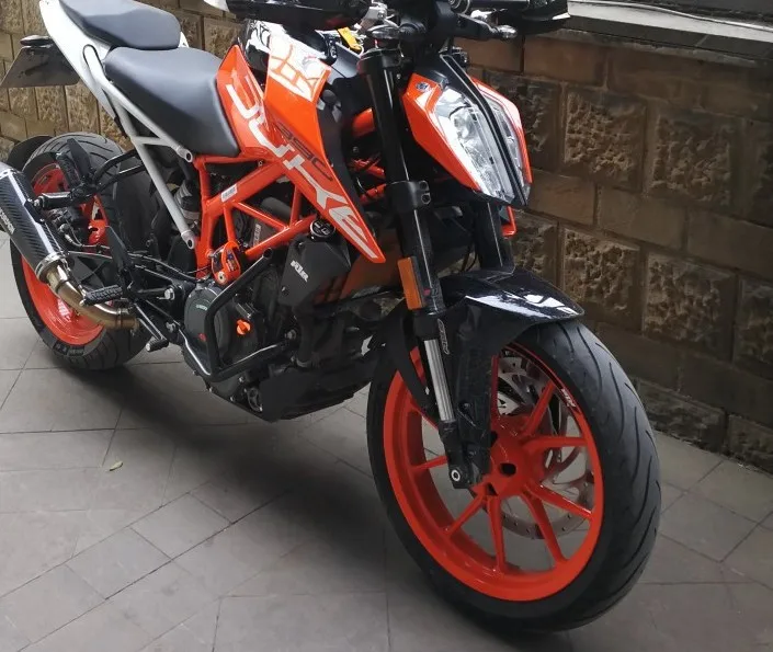 It is suitable for KTM duke250 duke390 17-19 year modified water tank net, water tank protection net and heat dissipation net
It is suitable for KTM duke250 duke390 17-19 year modified water tank net, water tank protection net and heat dissipation net