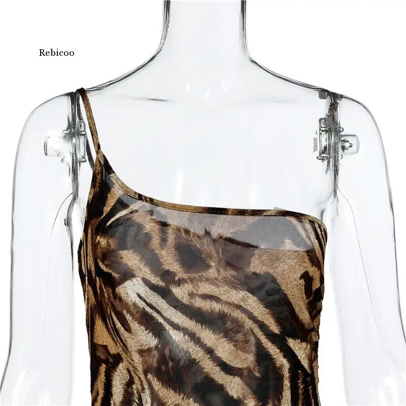 Women's Dress Summer Print One-Shoulder High Slit Long Dress Women's 2021 Sexy Backless Nightclub Long Dress Elegant Summer Part
Women's Dress Summer Print One-Shoulder High Slit Long Dress Women's 2021 Sexy Backless Nightclub Long Dress Elegant Summer Part