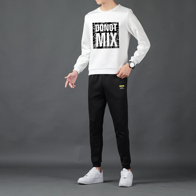 New stretch casual long-sleeved O-neck suit fitness sports trousers two-piece men's fashion brand running suit suit
New stretch casual long-sleeved O-neck suit fitness sports trousers two-piece men's fashion brand running suit suit