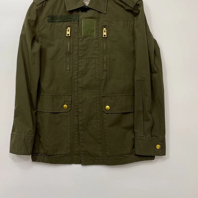 Весна 100% хлопок Весна и осень Новые повседневные Модные Военные Стиль карман на молнии украшения Меховая куртка для женщин
Весна 100% хлопок Весна и осень Новые повседневные Модные Военные Стиль карман на молнии украшения Меховая куртка для женщин