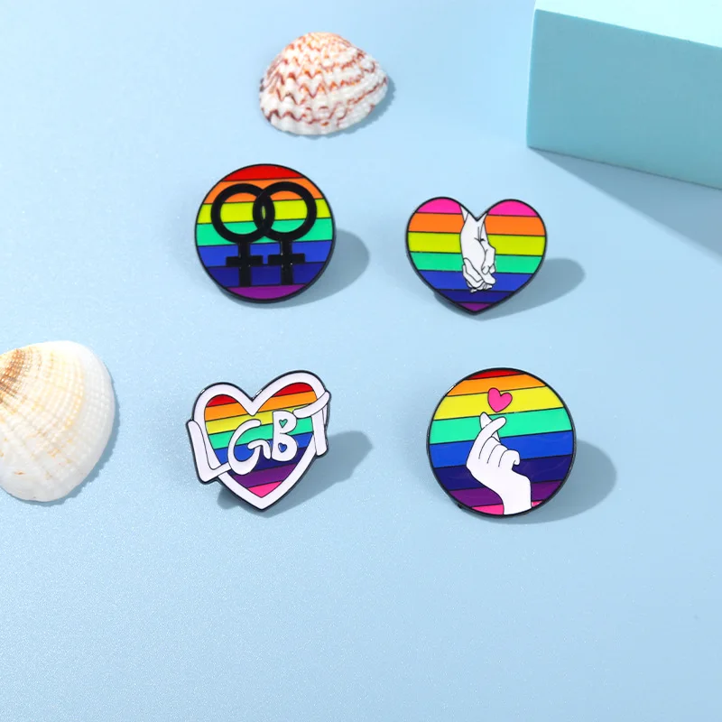 MIX DESIGNS Rainbow Hearts Round Bag Badges Alloy Enamel Label Pins Brooches For Women Cool Stuff for Friends WHOLESALE
MIX DESIGNS Rainbow Hearts Round Bag Badges Alloy Enamel Label Pins Brooches For Women Cool Stuff for Friends WHOLESALE