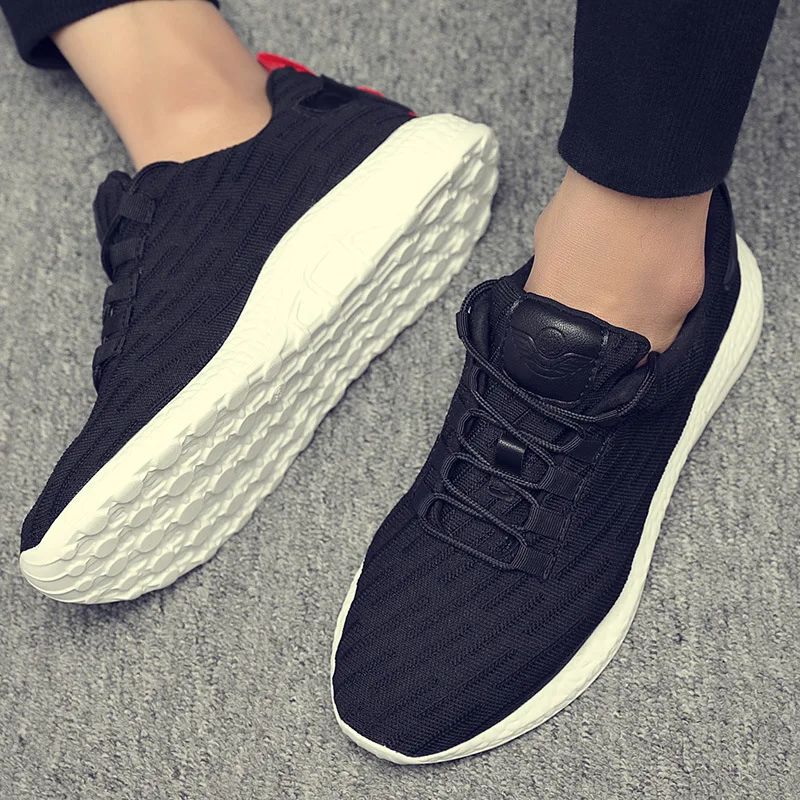 White trendy wild white shoes flying woven breathable men's shoes running shoes casual sports shoes men
White trendy wild white shoes flying woven breathable men's shoes running shoes casual sports shoes men