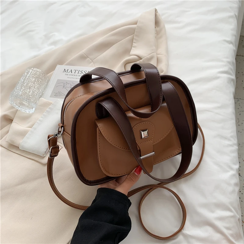 Ladies Fashion Crossbody Bags 2021 High Capacity Retro Shoulder Bag Handbag Female High Quality PU Leather Women Messenger Bag
Ladies Fashion Crossbody Bags 2021 High Capacity Retro Shoulder Bag Handbag Female High Quality PU Leather Women Messenger Bag