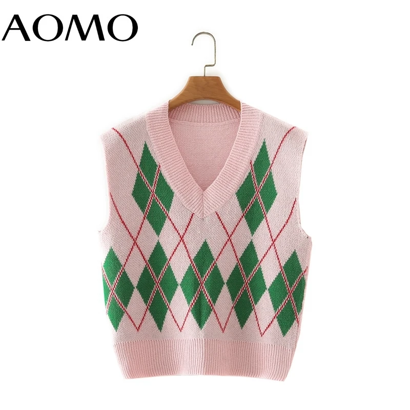 AOMO Women 2021 Fashion Diamond Pattern Knitted Vest Sweater V Neck Sleeveless Female Waistcoat Chic Tops 2M131A
AOMO Women 2021 Fashion Diamond Pattern Knitted Vest Sweater V Neck Sleeveless Female Waistcoat Chic Tops 2M131A