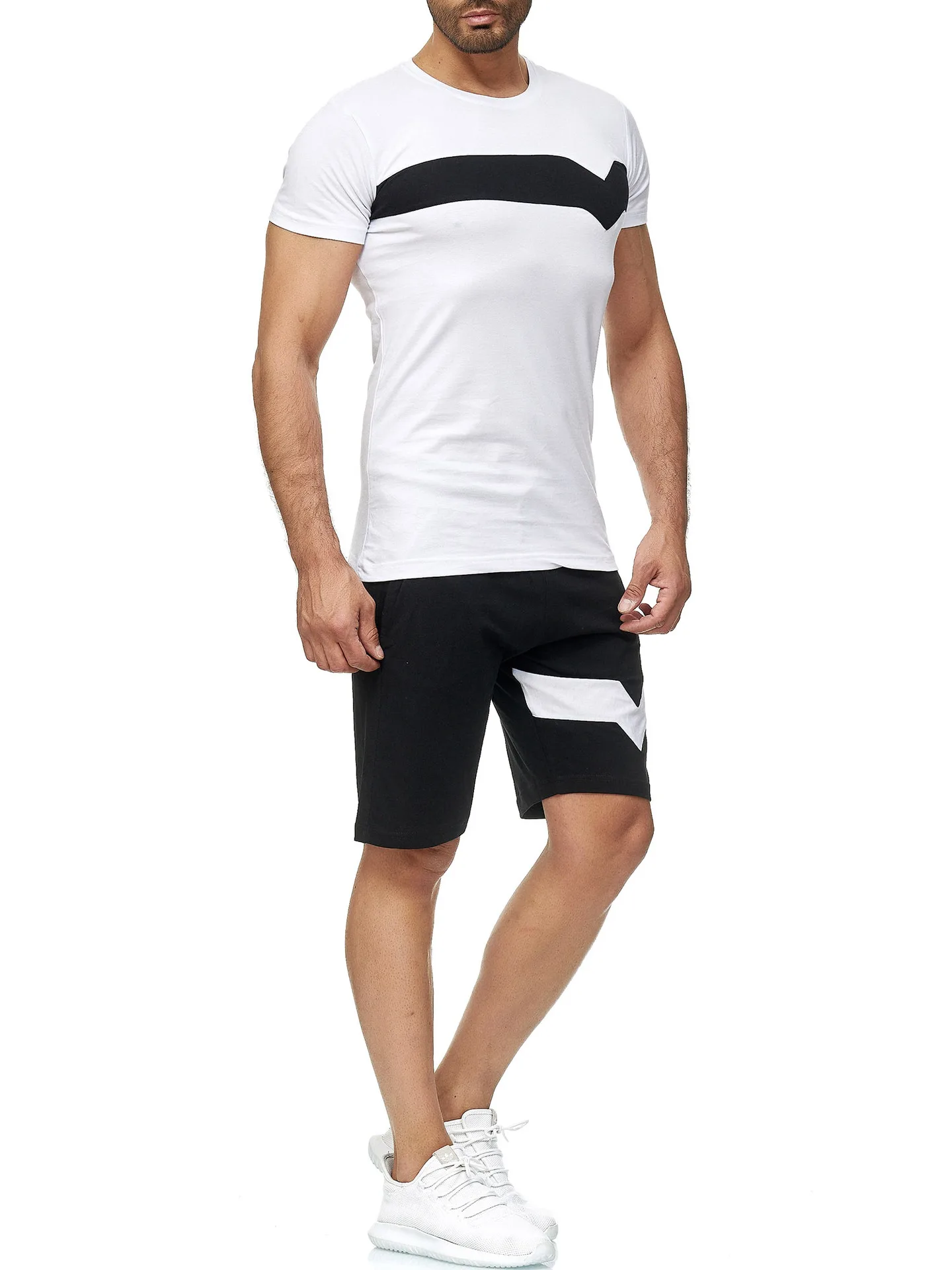 2021 men's casual suit fashion 2 short-sleeved T-shirt shorts suit men's summer sports suit cotton top youth fashion clothing
2021 men's casual suit fashion 2 short-sleeved T-shirt shorts suit men's summer sports suit cotton top youth fashion clothing