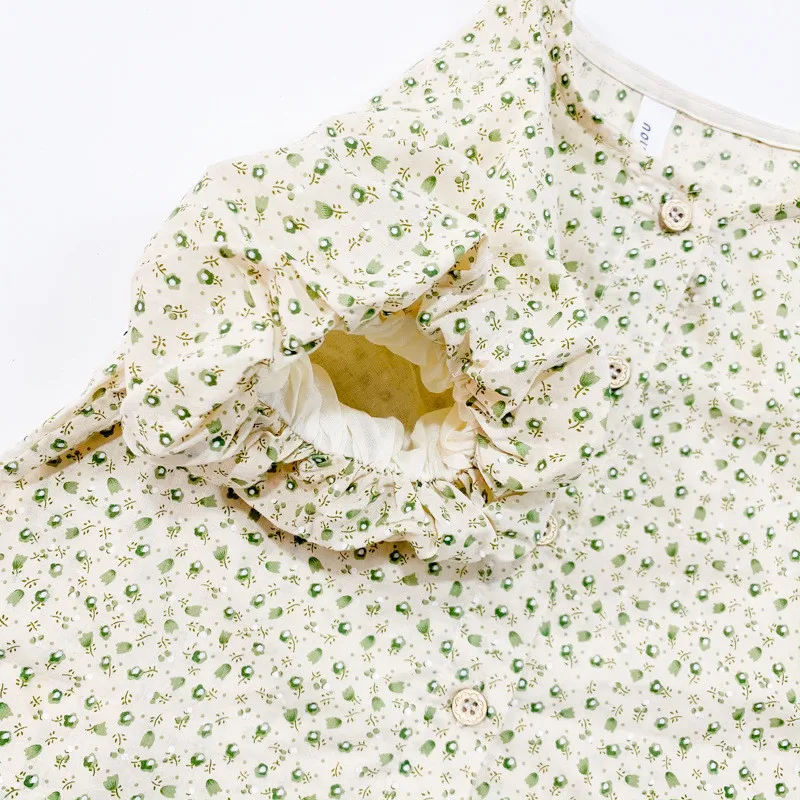 Little Fresh Floral Shirt Girl 2021 Summer New Round Neck Girls Forest Series Blouses Tops Korean Little Girl Puff Sleeve Shirt 
Little Fresh Floral Shirt Girl 2021 Summer New Round Neck Girls Forest Series Blouses Tops Korean Little Girl Puff Sleeve Shirt
