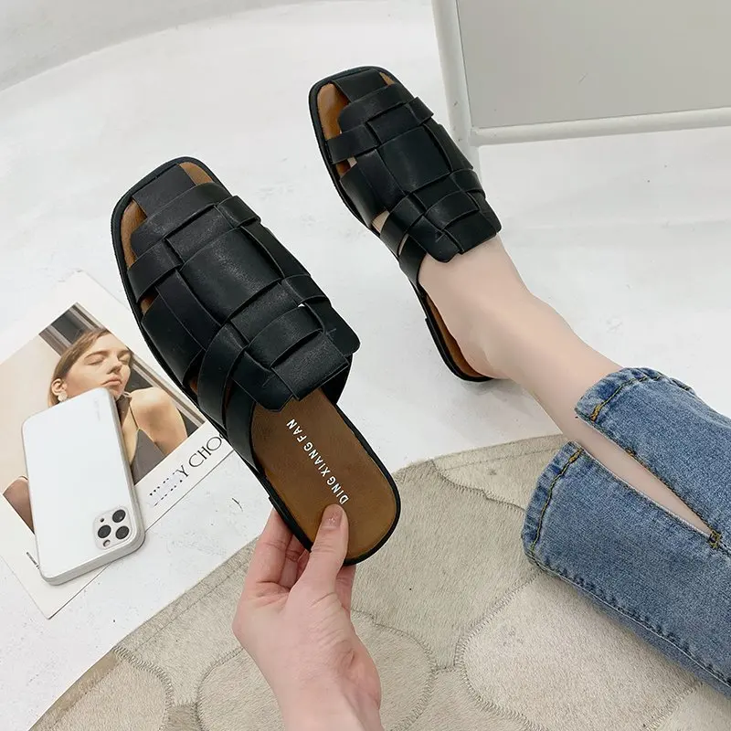 Female Shoes Slippers Flat Luxury Slides Summer Clogs Woman Low Cover Toe 2021 Designer Beach Retro Rome PU Rubber Female Shoes
Female Shoes Slippers Flat Luxury Slides Summer Clogs Woman Low Cover Toe 2021 Designer Beach Retro Rome PU Rubber Female Shoes