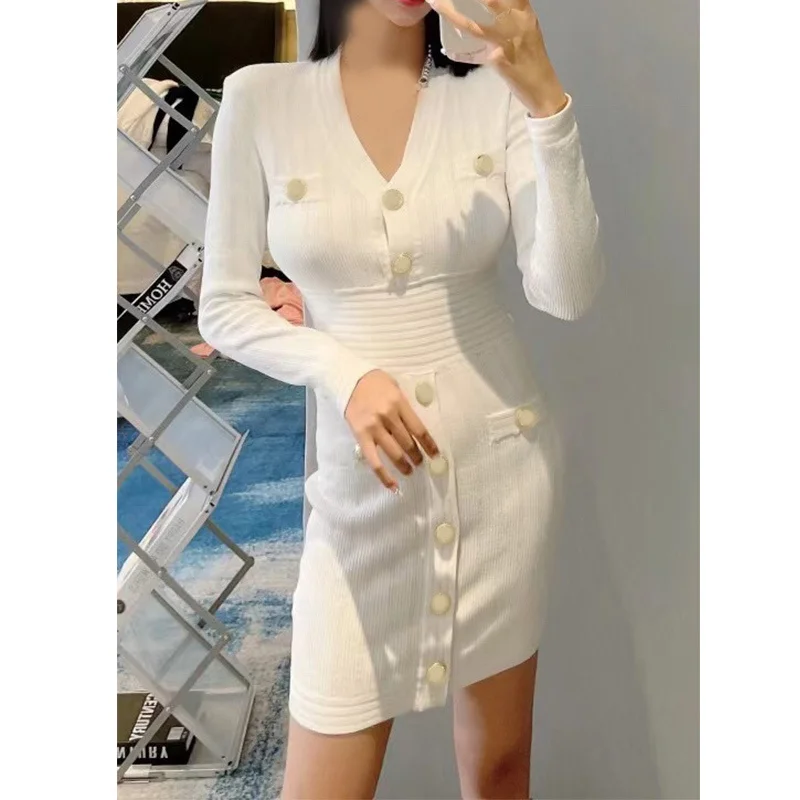 Женское трикотажное мини-платье на молнии, с длинным рукавом и V-образным вырезом
Женское трикотажное мини-платье на молнии, с длинным рукавом и V-образным вырезом