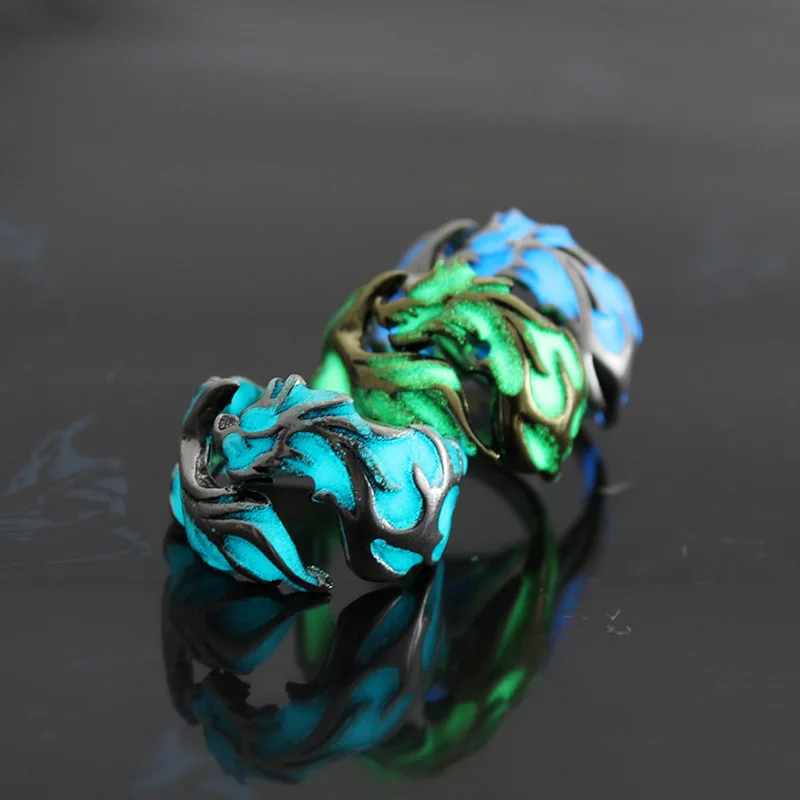 Mens Rings Jewelry Rings for Women Rings Halloween Luminous Flying Dragon Ring Domineering Luminous Bracelet Alexandrite Ring
Mens Rings Jewelry Rings for Women Rings Halloween Luminous Flying Dragon Ring Domineering Luminous Bracelet Alexandrite Ring