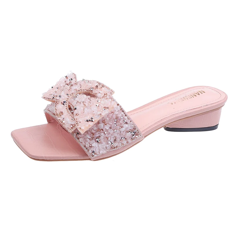 Rubber Flip Flops Low Shoes Ladies' Slippers Luxury Slides Slipers Women Hawaiian Soft Designer Flat 2020 Glitter PU Crystal
Rubber Flip Flops Low Shoes Ladies' Slippers Luxury Slides Slipers Women Hawaiian Soft Designer Flat 2020 Glitter PU Crystal
