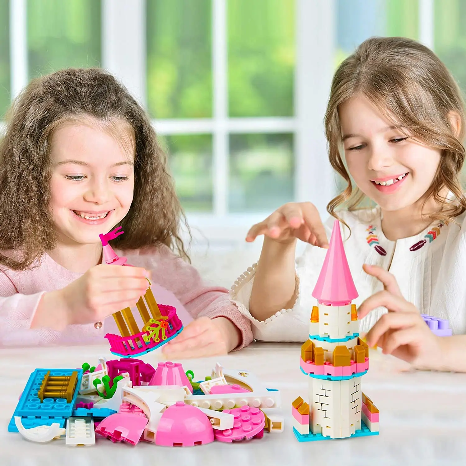 1052Pcs Princess Castle Model Building Blocks City Creative Friends House Construction Blocks Bricks Figures DIY Toy for Girls
1052Pcs Princess Castle Model Building Blocks City Creative Friends House Construction Blocks Bricks Figures DIY Toy for Girls