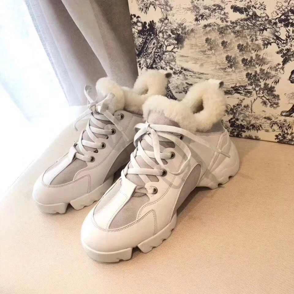 White Cross Strap Real Leather Hair Sport Shoes Designer Brand Luxury Women Shoes 2021 Furry Velvet Warm Casual Sneakers
White Cross Strap Real Leather Hair Sport Shoes Designer Brand Luxury Women Shoes 2021 Furry Velvet Warm Casual Sneakers
