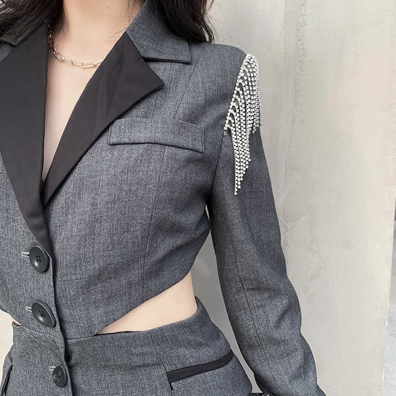 VGH Temperament Jackets For Women Lapel Patchwork Tassel High Waist Hollow Out Sexy Coats Female 2020 Fashion New Clothes 
VGH Temperament Jackets For Women Lapel Patchwork Tassel High Waist Hollow Out Sexy Coats Female 2020 Fashion New Clothes