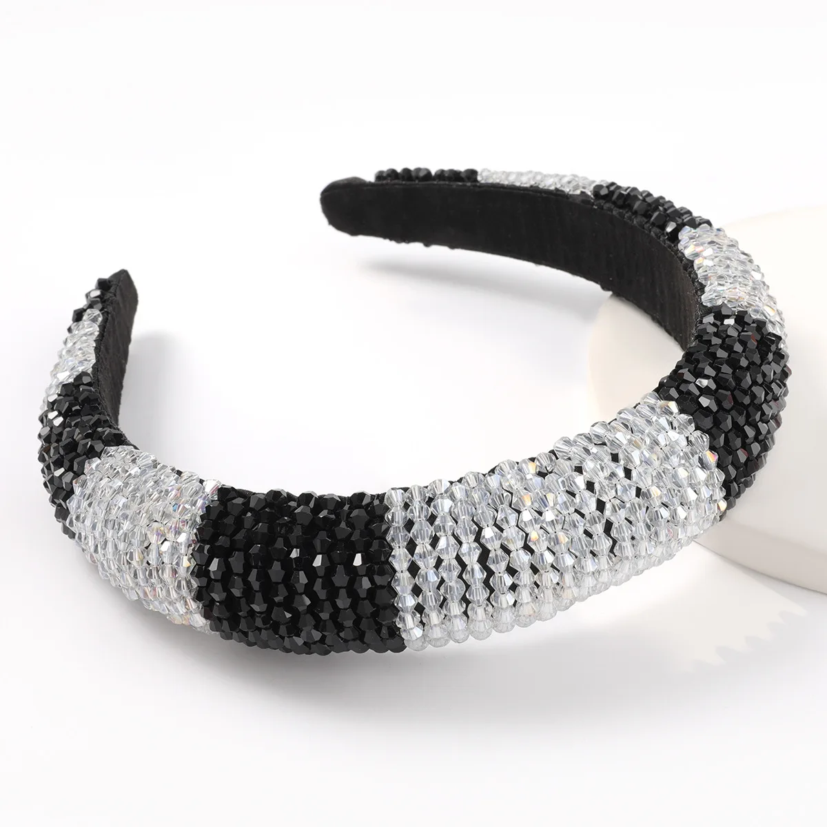 Handmade Patchwork Crystals Beaded Headbands Women Spring Summer Hairband Party Wedding Hair Hoop Hair Accessories Holiday Gifts
Handmade Patchwork Crystals Beaded Headbands Women Spring Summer Hairband Party Wedding Hair Hoop Hair Accessories Holiday Gifts