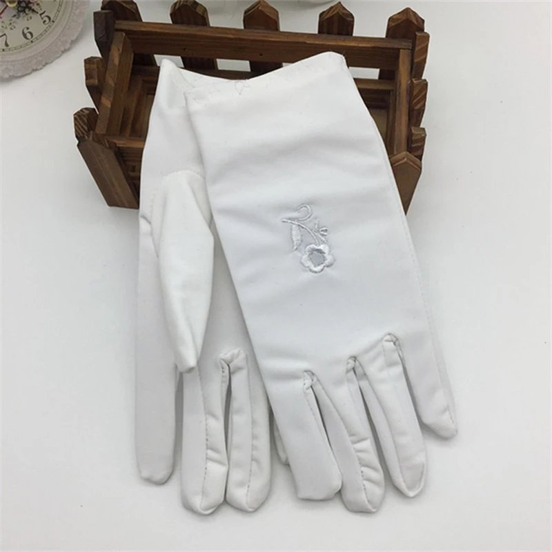 Женские солнцезащитные перчатки модные женские короткие с вышивкой для ухода за