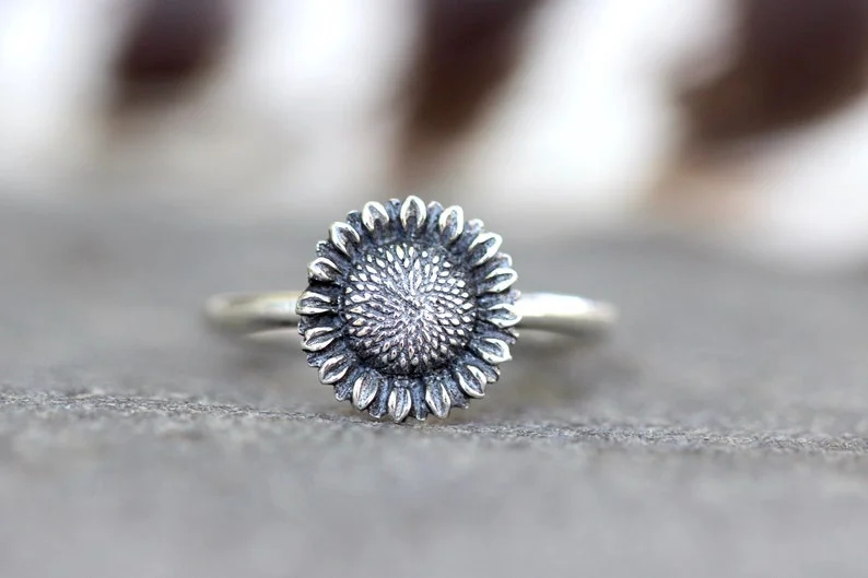 Silver Sunflower Ring Sunflower Jewelry Flower Ring Silver Floral Ring Silver Sunflower Rings for Women Hippie Flower Ring
Silver Sunflower Ring Sunflower Jewelry Flower Ring Silver Floral Ring Silver Sunflower Rings for Women Hippie Flower Ring