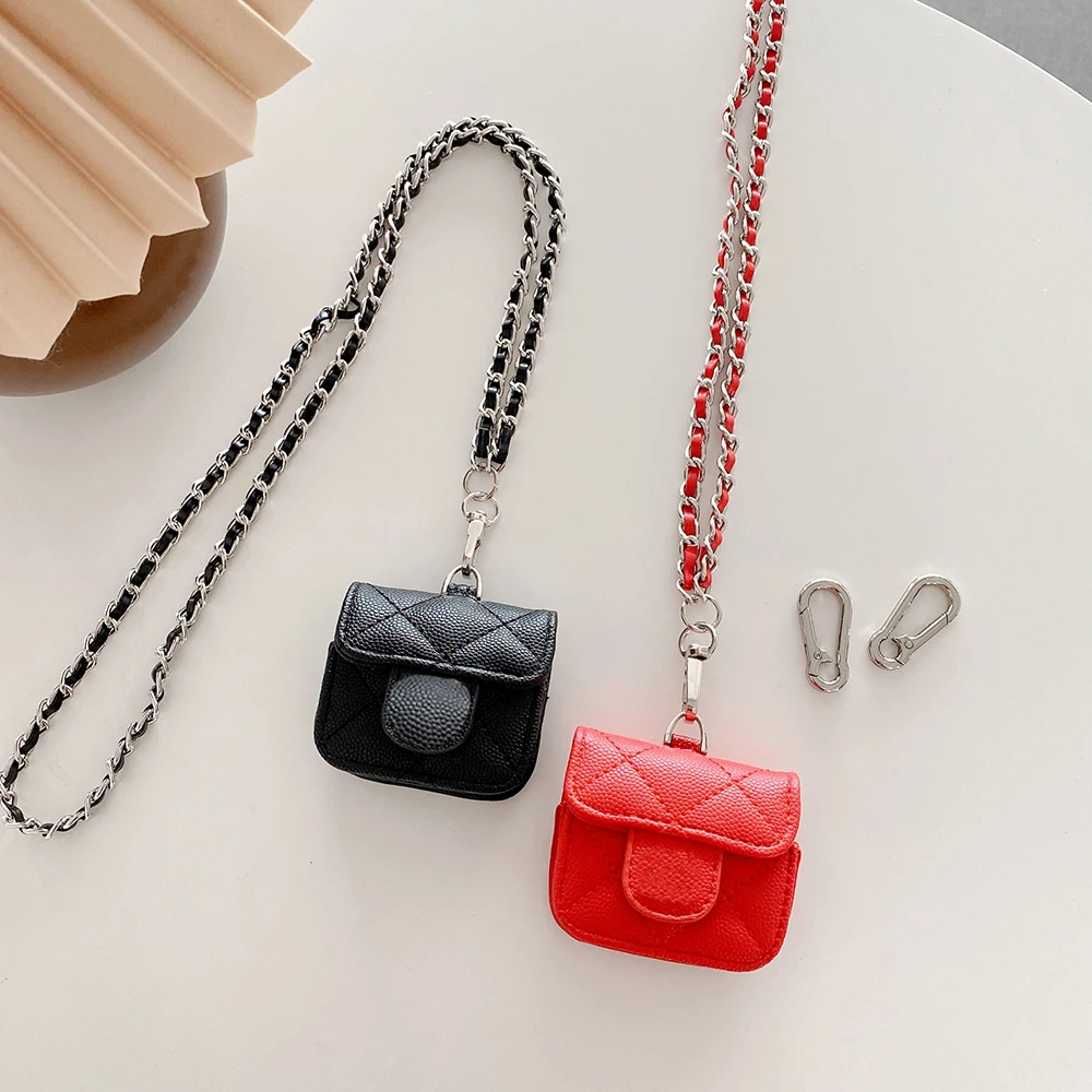 Fashion Long Chain Caviar Texture Mini Cute Earphone Bag For AirPods Por Air Pods2 iPods 3 Luxury Phone Accessory Headphone Case
Fashion Long Chain Caviar Texture Mini Cute Earphone Bag For AirPods Por Air Pods2 iPods 3 Luxury Phone Accessory Headphone Case