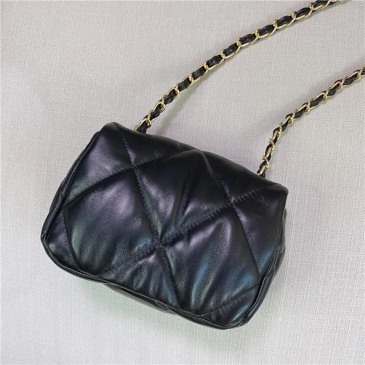 free shipping 2020 the new style fashion and mini cute size genuine leather sheepskin women one shoulder bag crossbody bag 19cm
free shipping 2020 the new style fashion and mini cute size genuine leather sheepskin women one shoulder bag crossbody bag 19cm