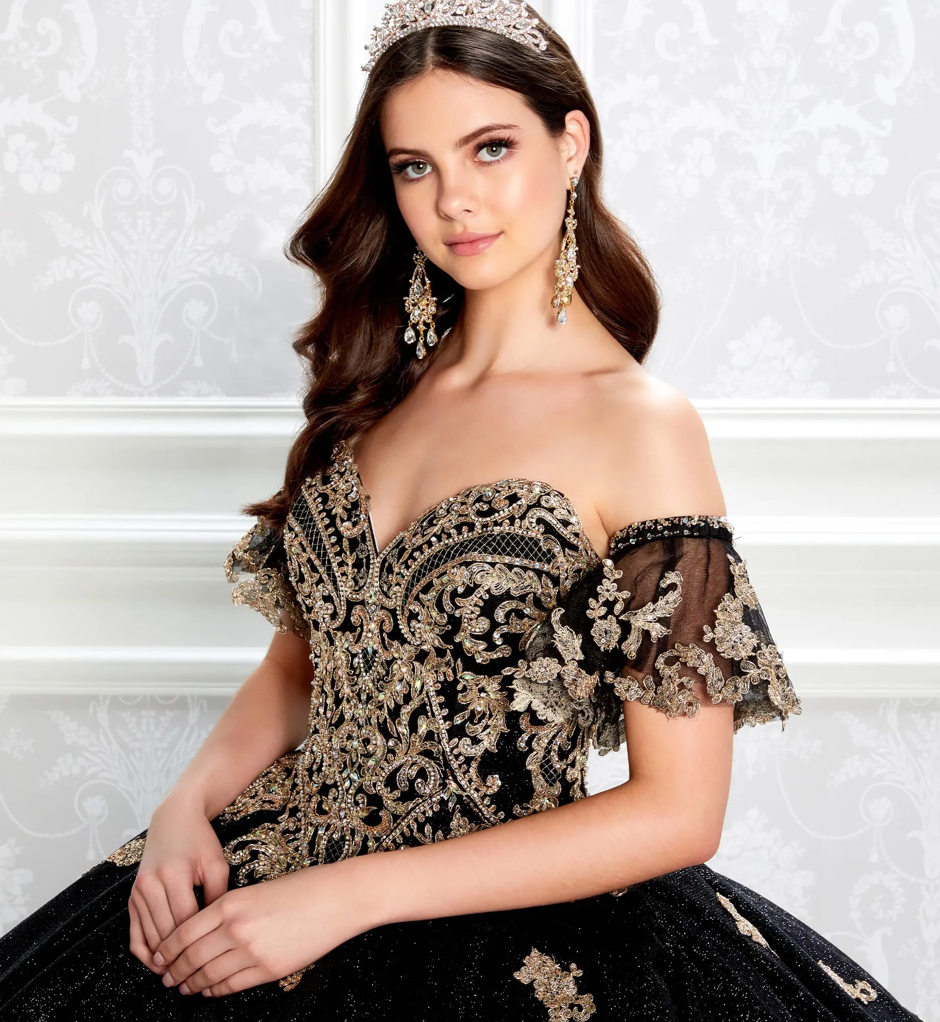 Sparkling Blingbling Sequins Black Sweetheart Neckline Lace Appliques Lace-up quinceaera vestidos ball gown vestidos de 15 aos
Sparkling Blingbling Sequins Black Sweetheart Neckline Lace Appliques Lace-up quinceaera vestidos ball gown vestidos de 15 aos